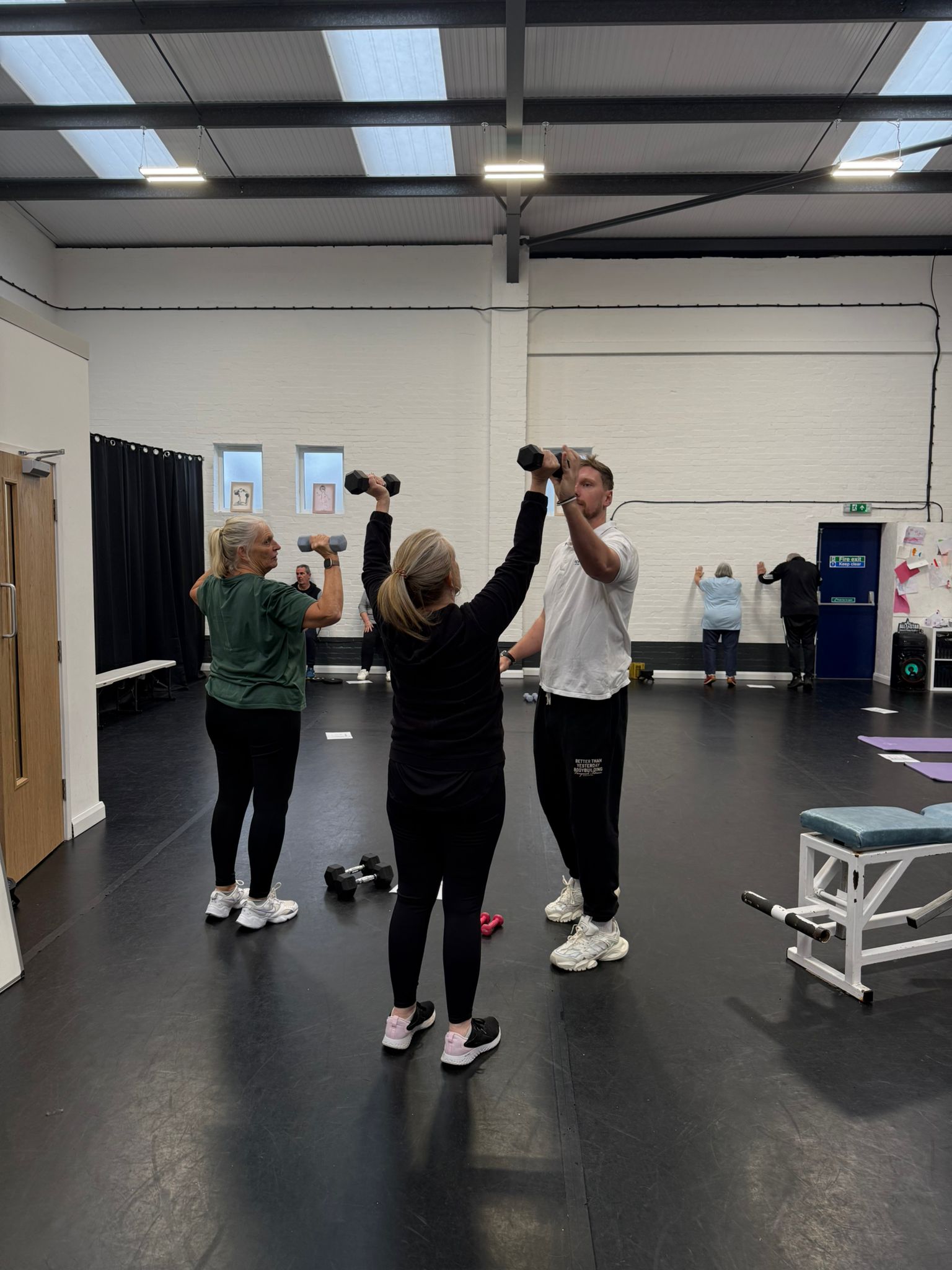 Weight training with instructor